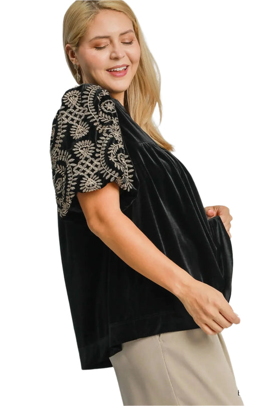 Bluse med broderte ermer i fløyel for kvinner 6