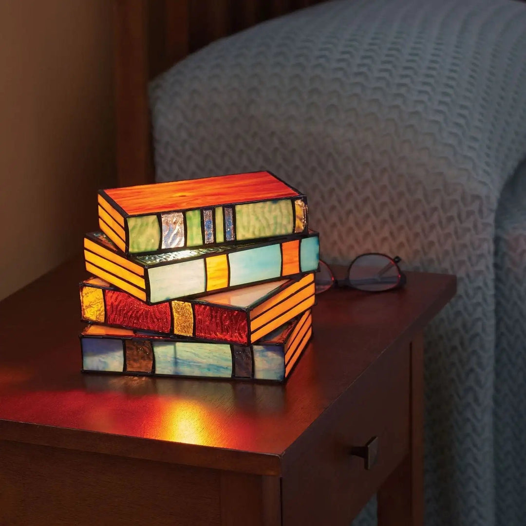 Bordlampe i bokdesign med fargerikt glass 0