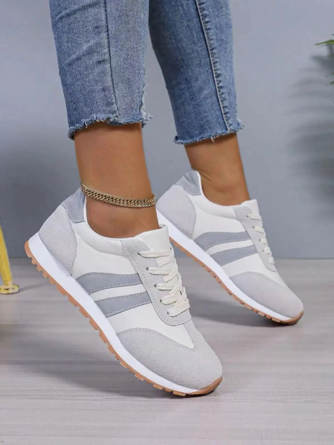 Dame Sneakers Lav Topp Trendy Med Sidestriper 3