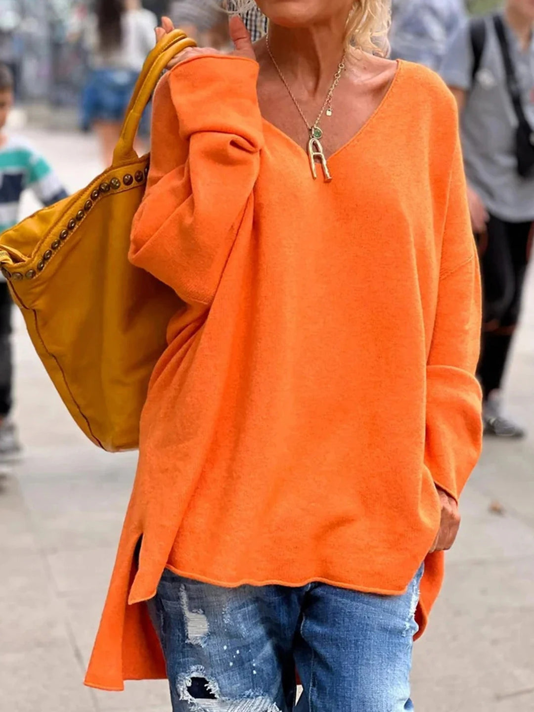 Strikket oversized genser med V-hals