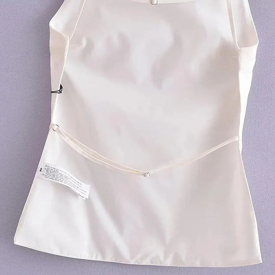 Kvinner med firkantet hals uten rygg