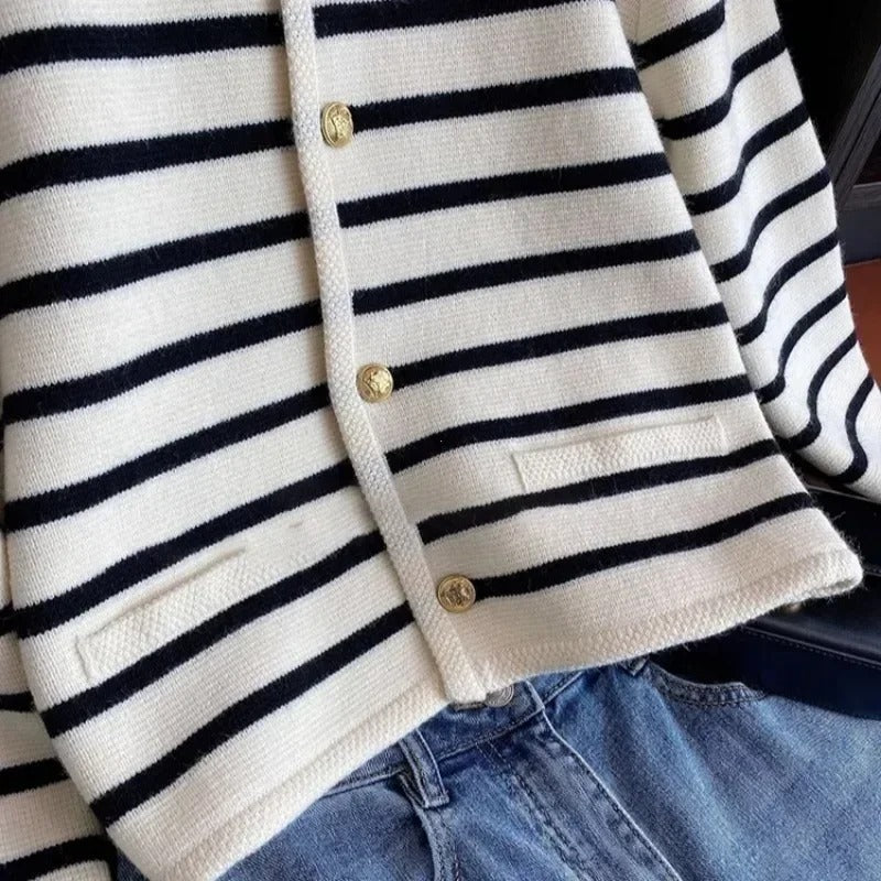 Stripe strikket cardigan for kvinner