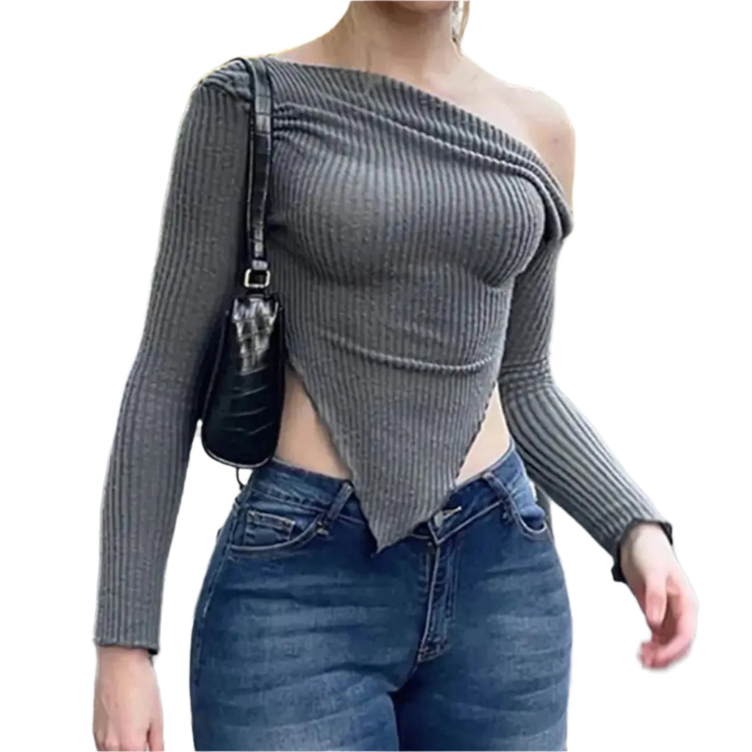 Asymmetrisk ribbete genser i halsen