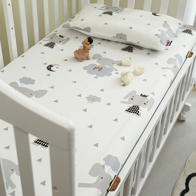 Babylaken Sett til Sprinkelseng med Elefantmotiv 7