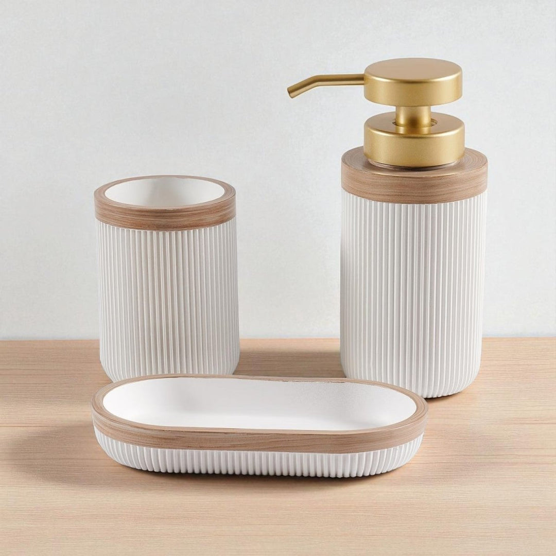 Baderomssett med Såpeskål, Dispenser og Kopp 1