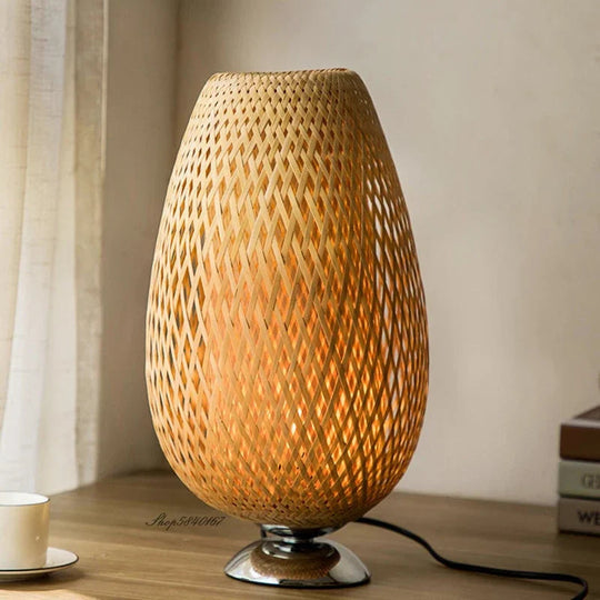 Bordlampe i Bambus med Vintage Stil 4