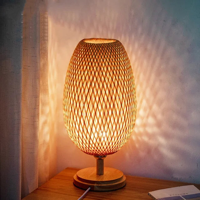 Bordlampe i Bambus med Vintage Stil 7