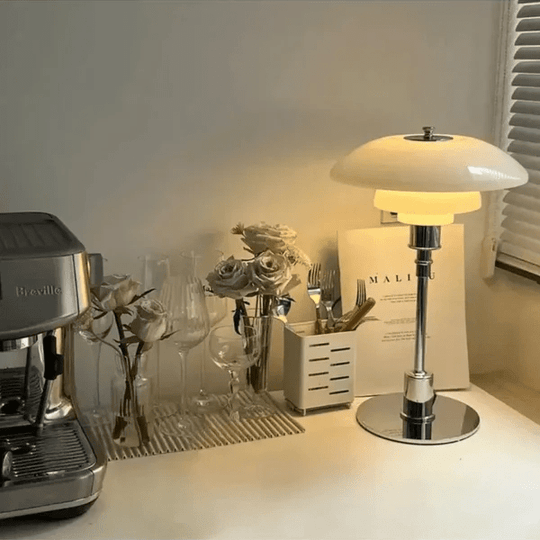 Bordlampe med Dimmbart LED-lys i Skandinavisk Design 0