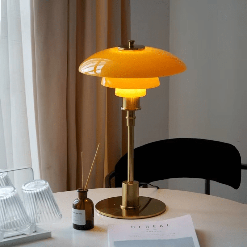Bordlampe med Dimmbart LED-lys i Skandinavisk Design 1