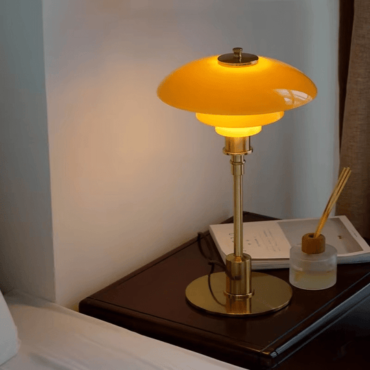 Bordlampe med Dimmbart LED-lys i Skandinavisk Design 2