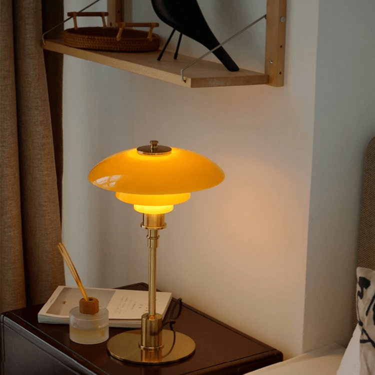 Bordlampe med Dimmbart LED-lys i Skandinavisk Design 4