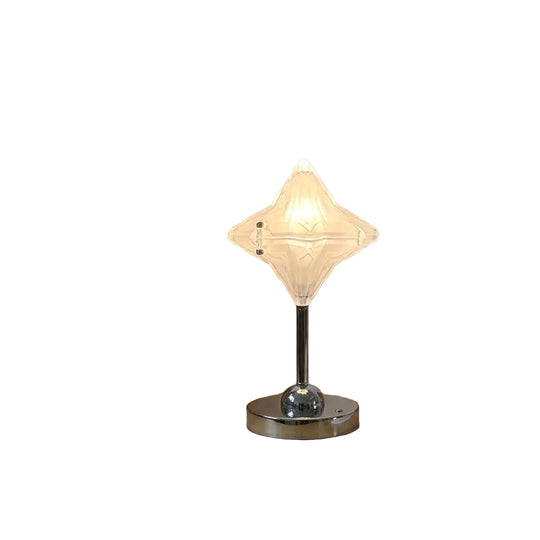 Bordlampe med Stjerneinspirert Design 0