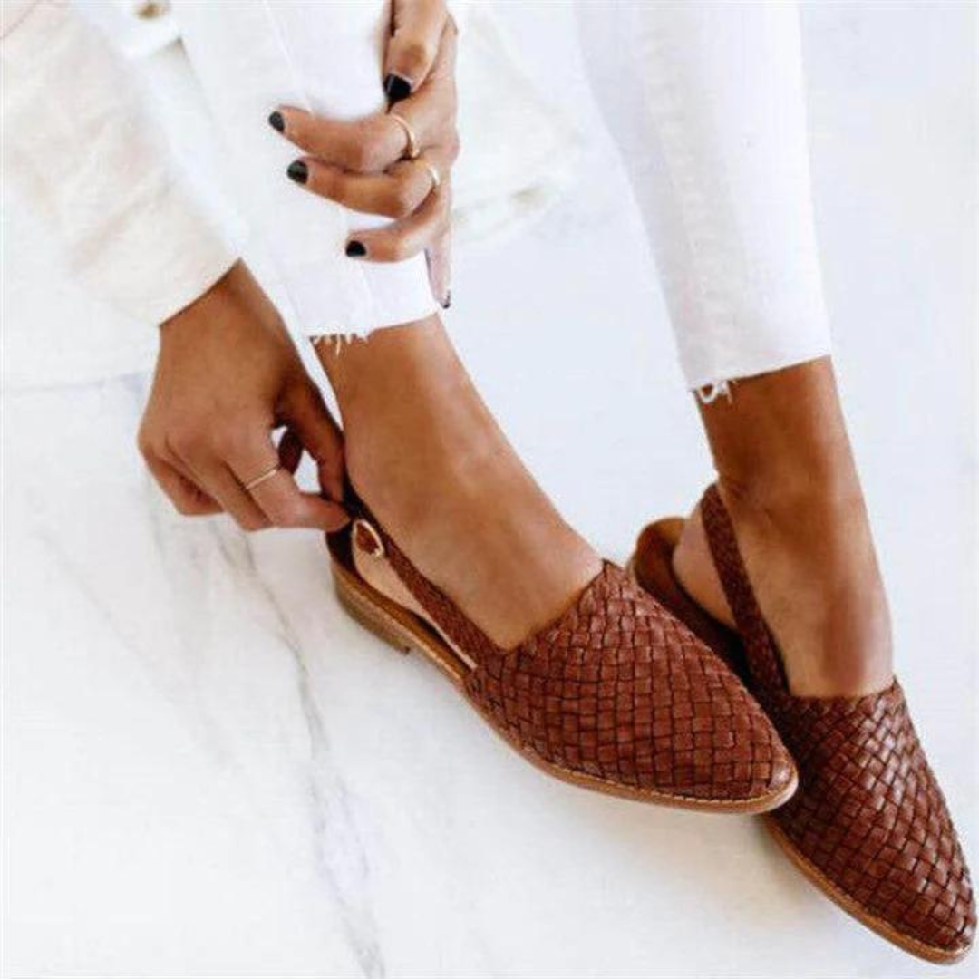 Dame Sandaler Håndlagde i Naturlig Materiale med Slip-On Design 2
