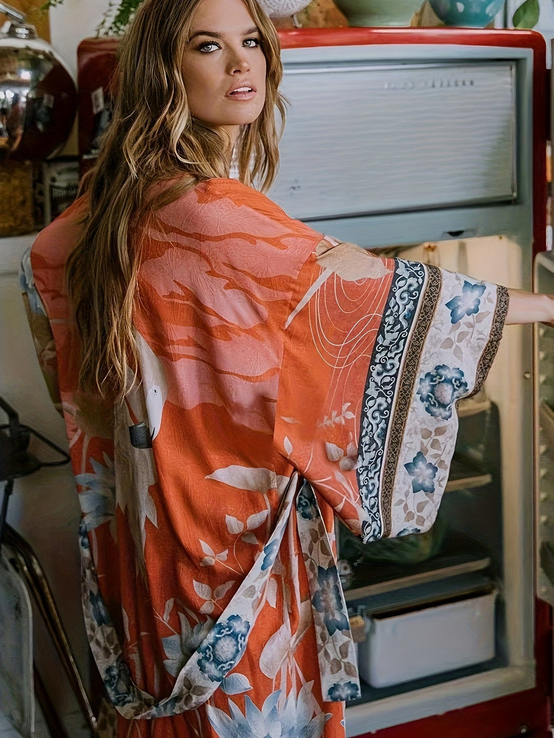 Damers Lange Kimono med Blomsterprint og Strikceintur 2
