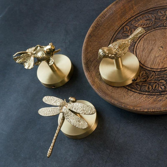 Dekorativ Dyrekrok i Messing for Innendørs Oppbevaring 2