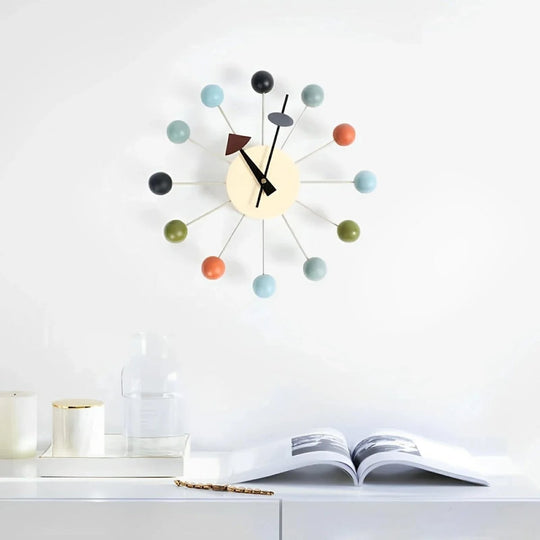 Dekorativ Veggklokke i Metall med Sunburst Design 2
