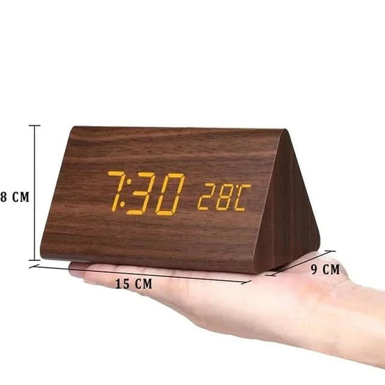 Digital Vekkerklokke Med Justerbar Lysstyrke Og Trelook Design 2