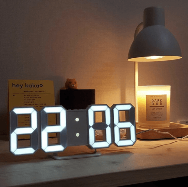 Digital Vekkerklokke Med Lys - Smart 3D LED Design For Alle Rom 0