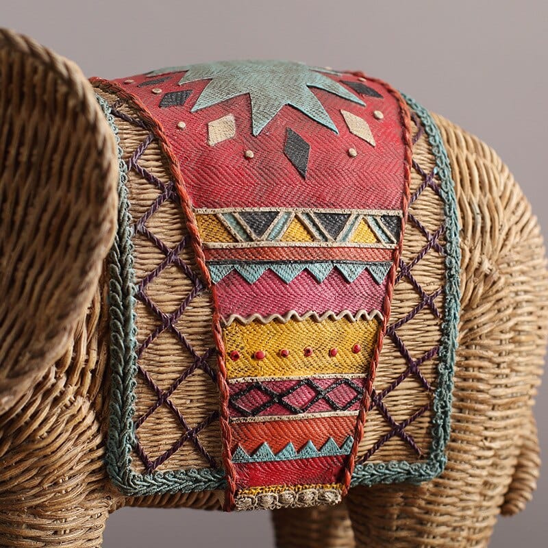 Elefant Statue i Rotting Design 3
