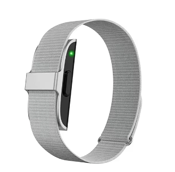 Fitness Tracker for Aktive Livsstiler Med Helseovervåking og Vanntett Design 3