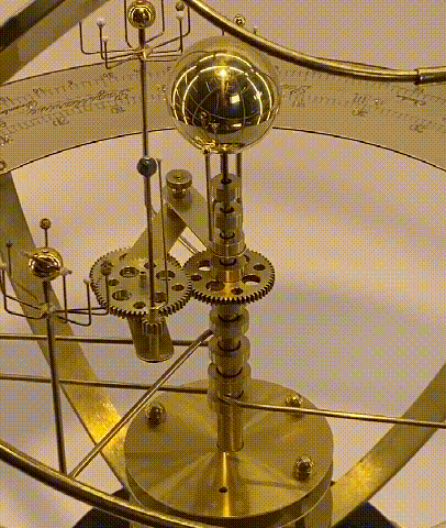 Grand Orrery-modell med Bevegelige Planeter og Detaljert Design 4