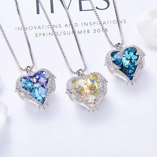 Halskjede med Hjerteformet Anheng og Englevinger 3