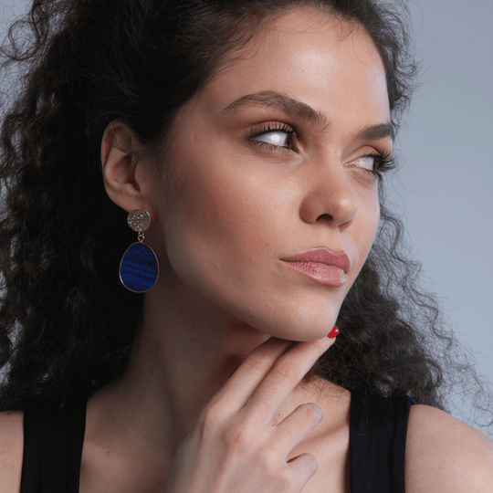 Håndlagde Øredobber i Lapis Lazuli med Unik Design 4
