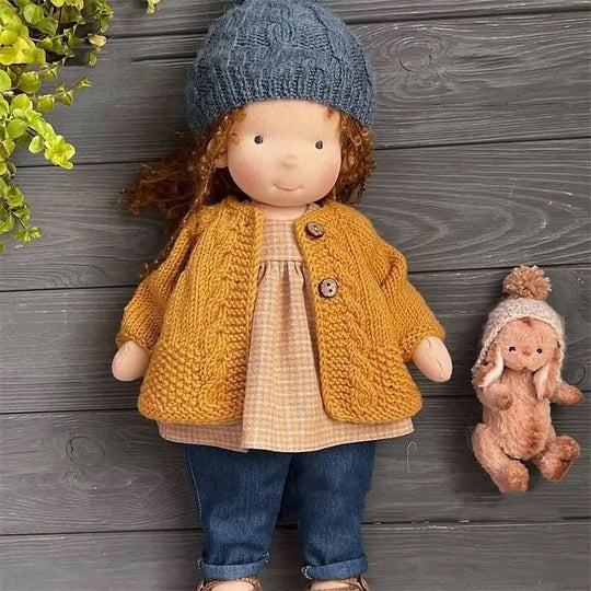 Håndlaget Waldorfdukke med tilbehør 12