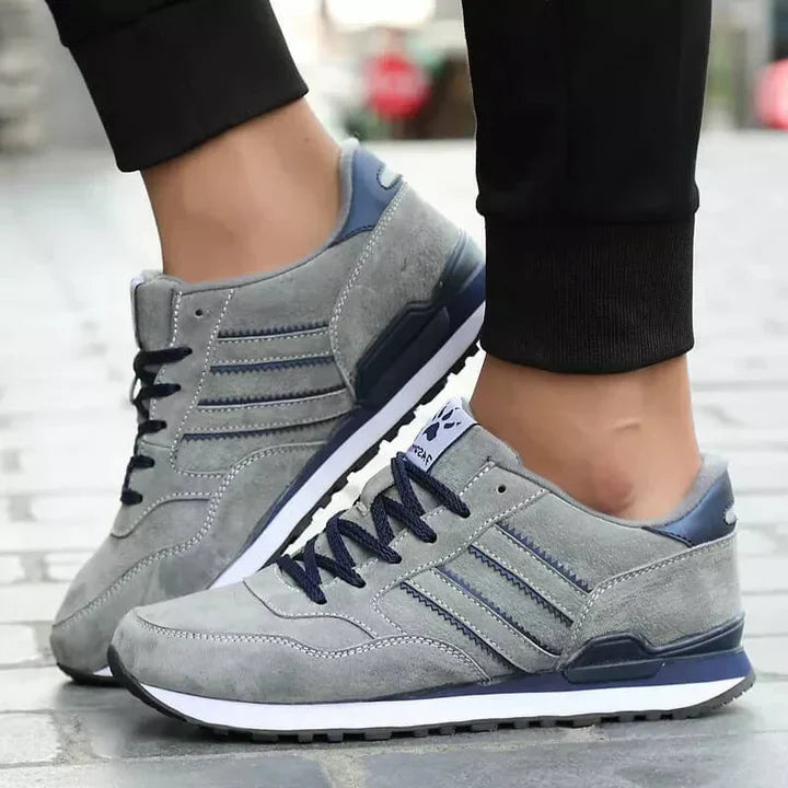 Herresneakers i Lær med Klassisk Design 5