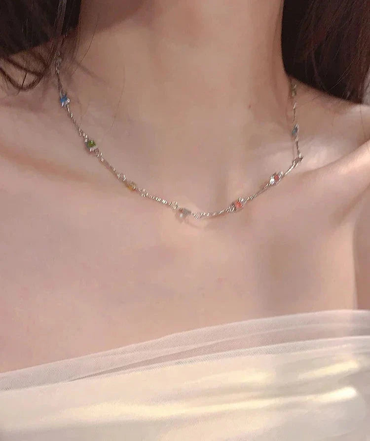 Kvinnelig Halskjede med Fargerike Steiner 3