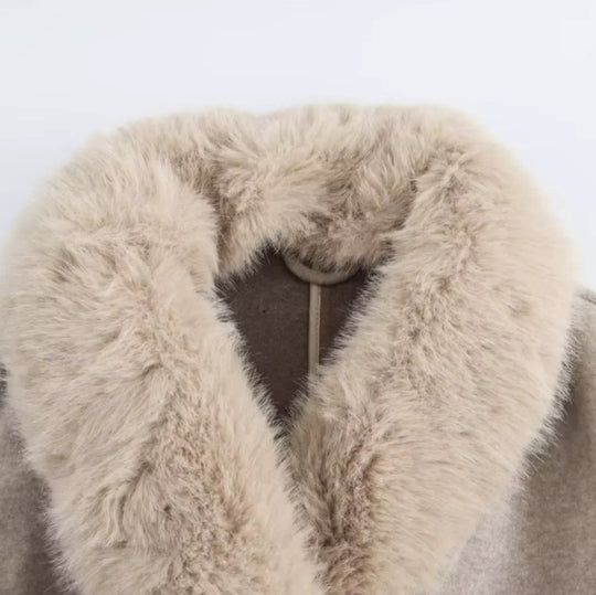 Kvinners Trenchcoat Med Belte Og Pelskrage 3