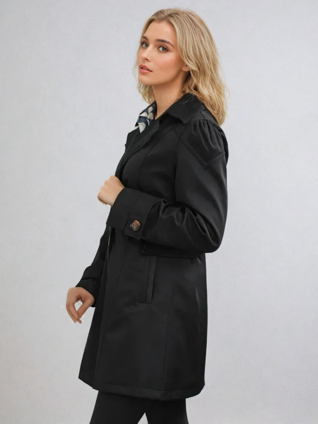 Kvinners Trenchcoat med Klassisk Design 4