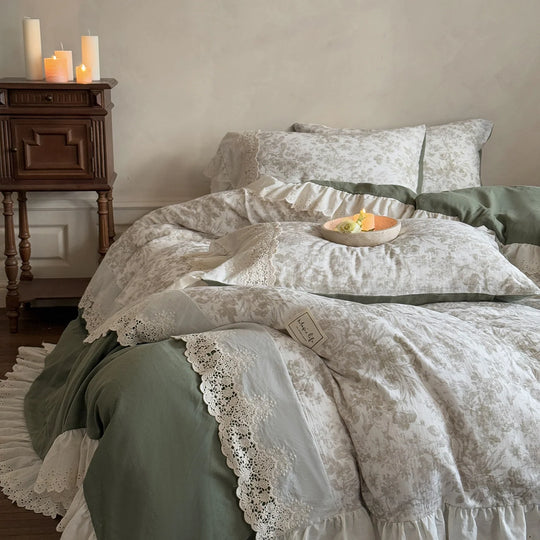 Kvinnes Sengetøysett Vintage Blomstermønster med Blonde og Rysjedetaljer 1