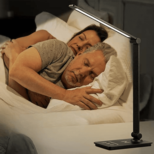 LED Bordlampe med Trådløs Lading og Justerbar Lysstyrke 3