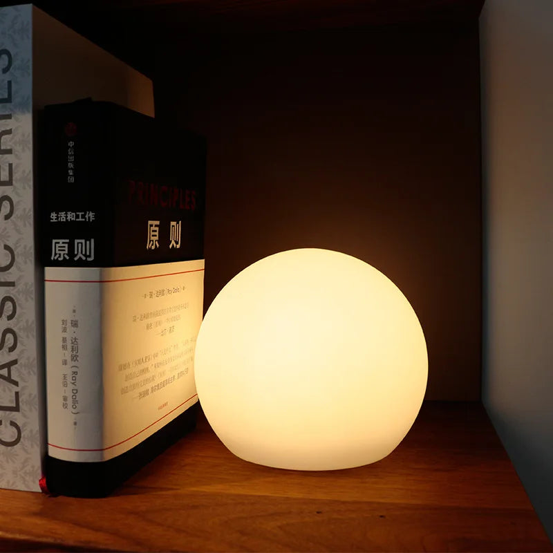 LED Kulebordlampe med Dynamisk Fargeendring 0