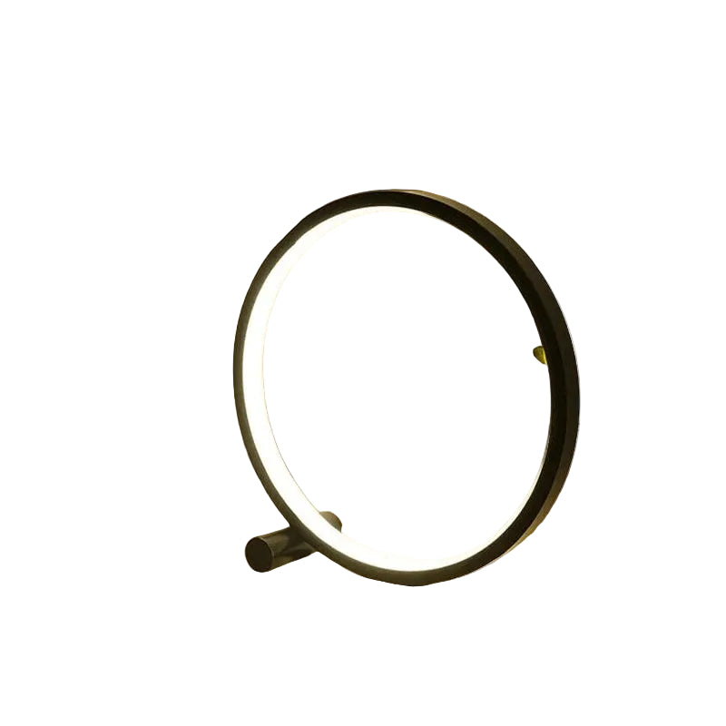 Minimalistisk Bordlampe med Dimmefunksjon 0