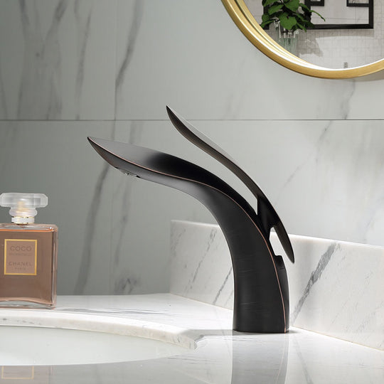 Moderne Baderomskran med Stilrent Design 1