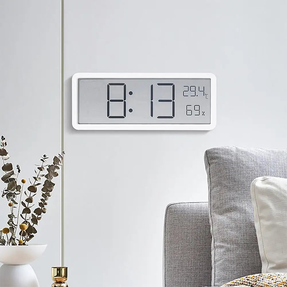 Moderne Digital Veggklokke med LED-skjerm og Sensorer 2