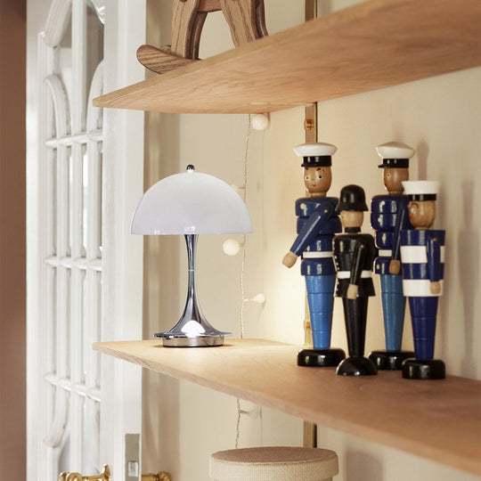 Moderne Trådløs LED-bordlampe med Dimmer 2