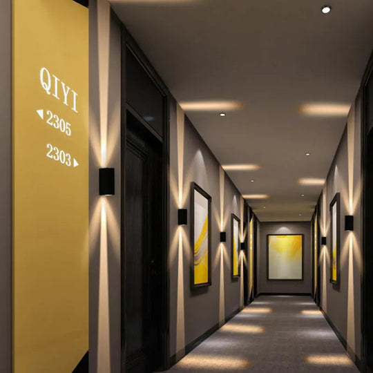 Moderne Vegglampe Utendørs Med Værbestandig Design 1