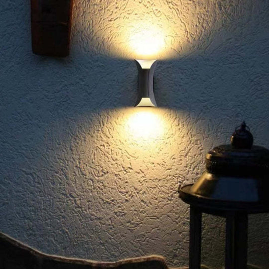 Moderne Vegglampe Utendørs med LED Belysning 1
