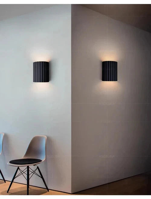 Moderne Vegglampe i Kunstnerisk Design 3