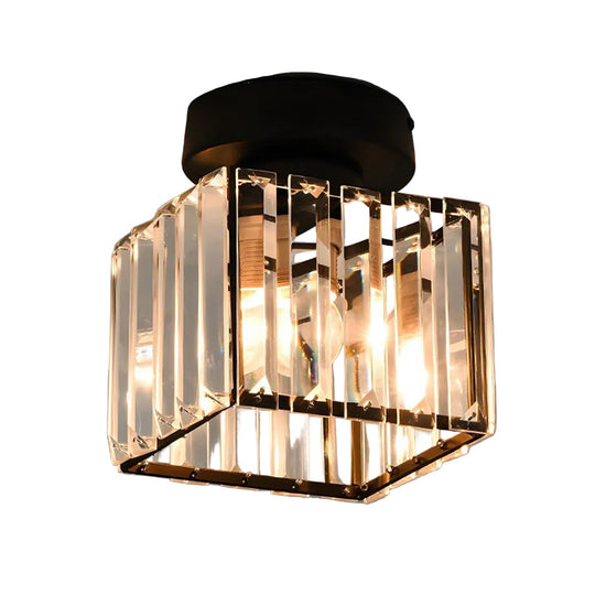 Moderne taklampe med krystalldetaljer 0