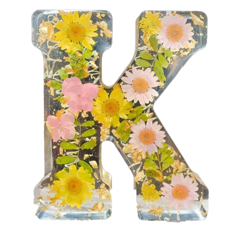 Nattlys med Tørkede Blomster i Alfabetdesign 12
