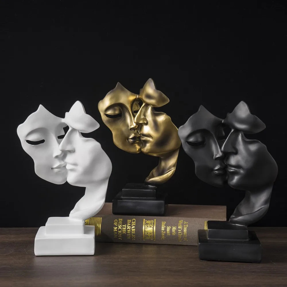 Nordic Mask Statue Abstrakt Design 3