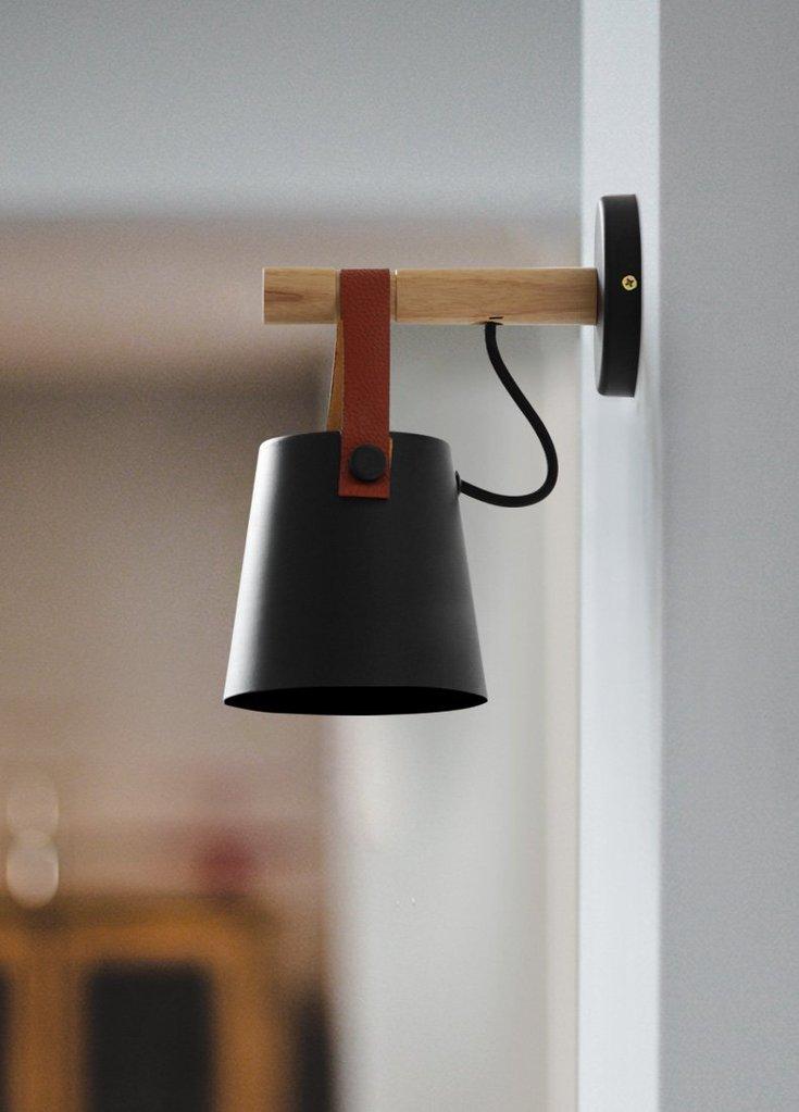 Nordic Vegglampe i Tre 1
