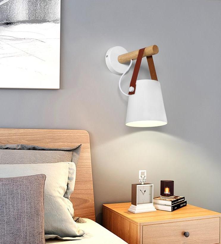 Nordic Vegglampe i Tre 7