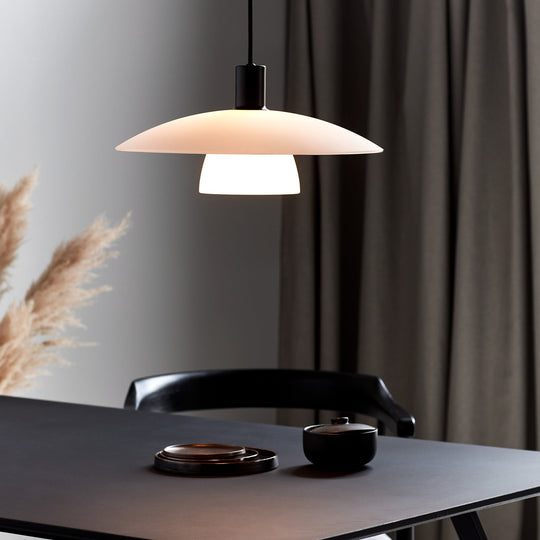 Pendellampe i klassisk skandinavisk design 1