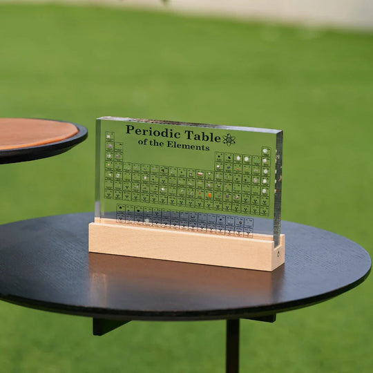 Periodisk System med Ekte Grunnstoffer i Akryl 1