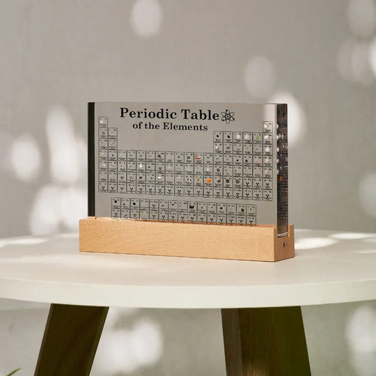 Periodisk System med Ekte Grunnstoffer i Akryl 3